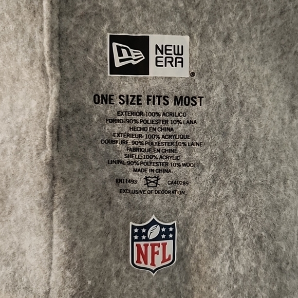 NFL Las Vegas Raiders Knit Beanie And Scarf - Picture 5 of 9